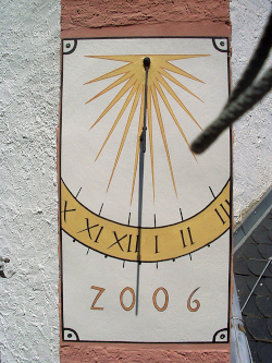 038 Sonnenuhr1